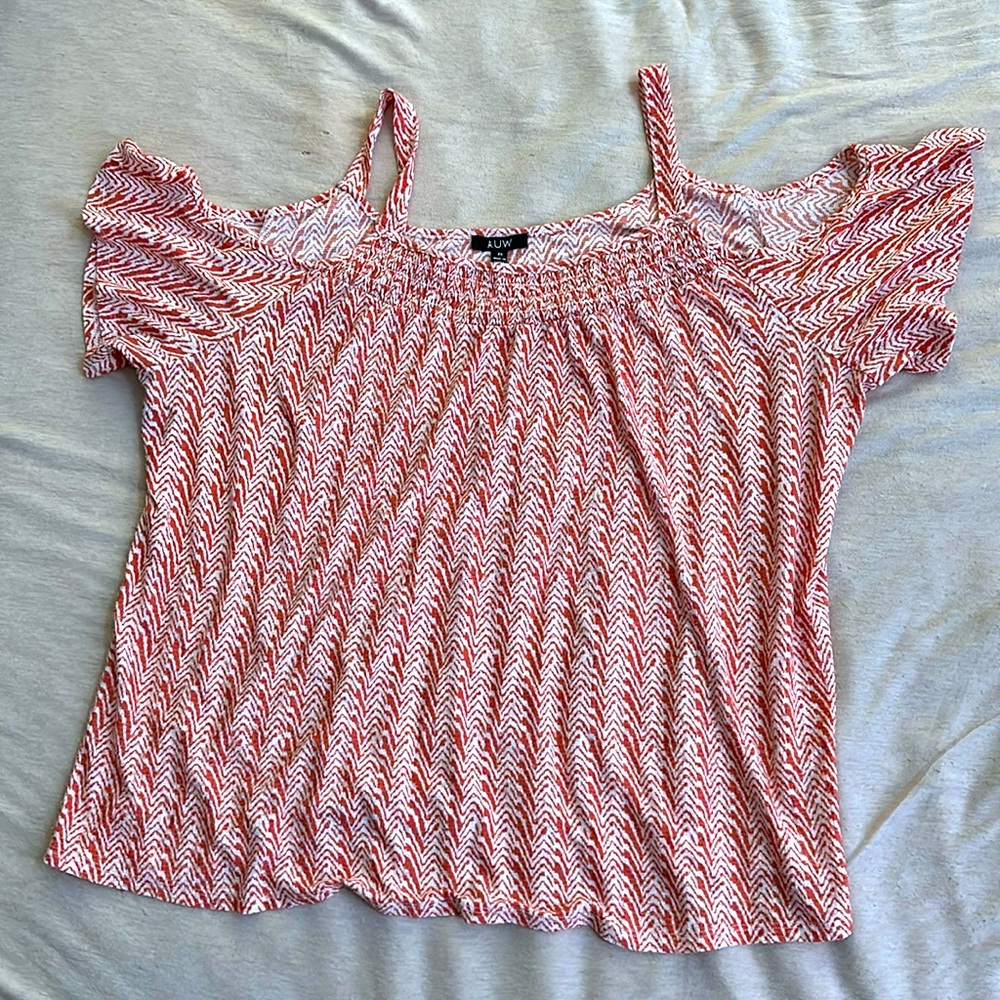 Cold shoulder top